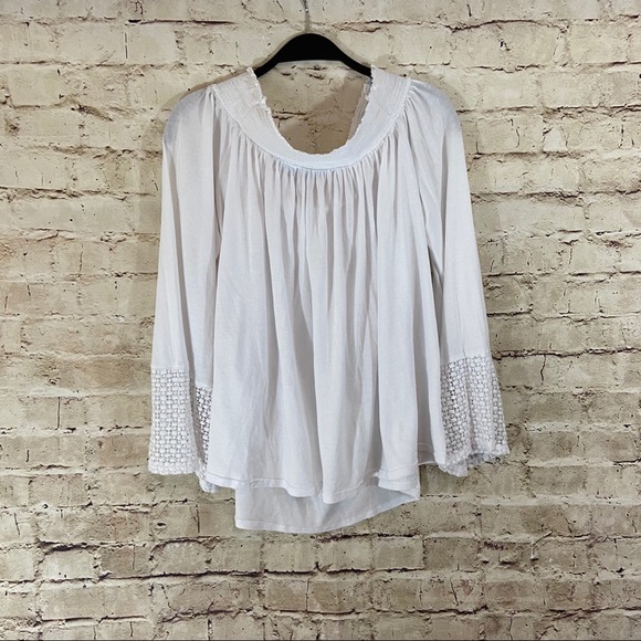 White boho long sleeve off shoulder size medium - Picture 2 of 6